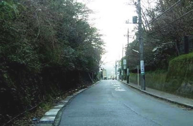 極楽寺坂切通し