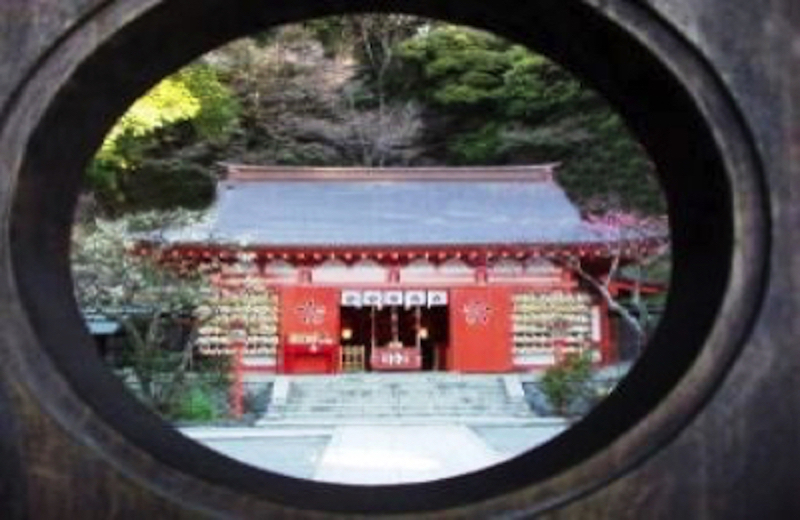 荏柄天神社門