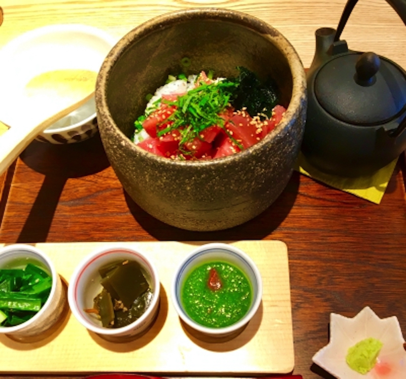 鎌倉もみじ茶屋のマグロ丼