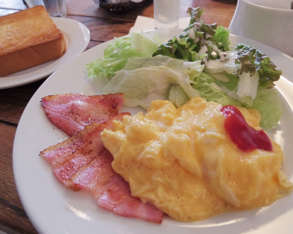 ゼルコバのモーニング