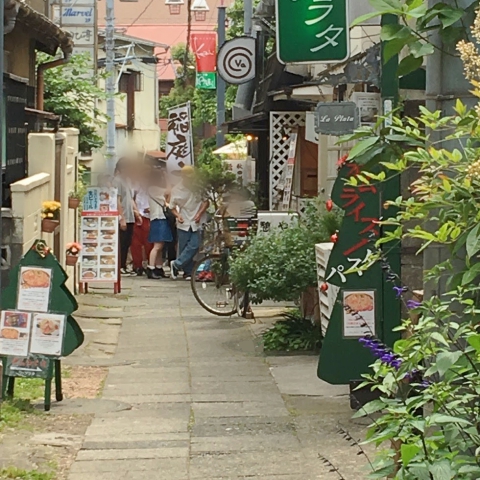 鎌倉ウラ小町通り