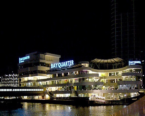 横浜ベイクオーター