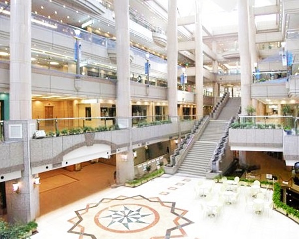 横浜ランドマークプラザ