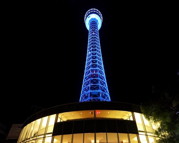 横浜マリンタワー
