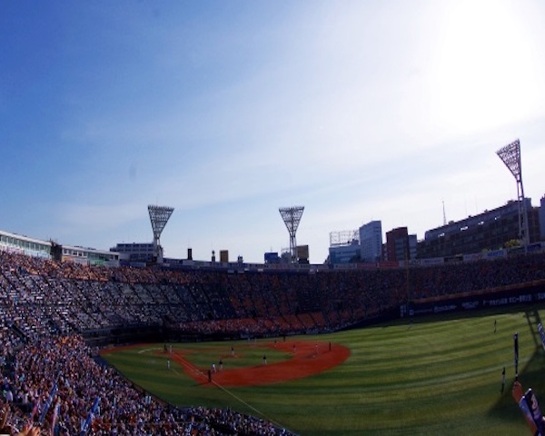 横浜スタジアム